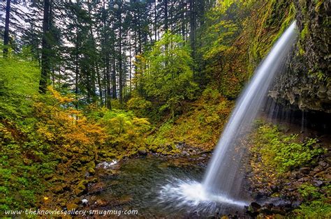 Hidden Waterfalls In Oregon Walk All The Way Around Horsetail Falls