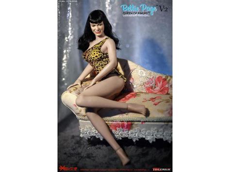 Bettie Page The Queen Of Pinups Sixth Scale Collectible Figure