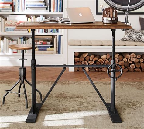 Crank desk adjusts desk height up or down by turning crank handle clockwise or counter clockwise. Pittsburgh Crank Standing Desk - Goodglance