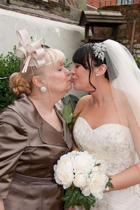 Check spelling or type a new query. Mother daughter wedding day kiss photo ! | Mother daughter ...