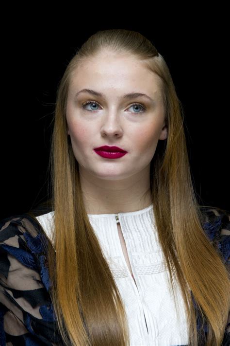 Sophie Turner At Game Of Thrones Season 4 Press Conference Hawtcelebs