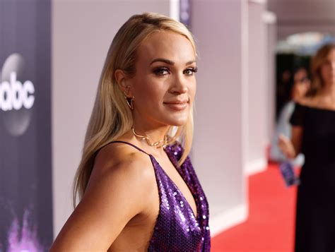 Carrie Underwood Net Worth 2022 Country Star Wins Her 24th And 25th