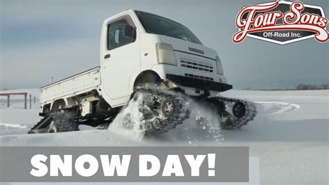 Suzuki Carry Mini Truck On Tracks Snowday Youtube