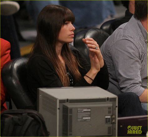 Jessica Biel Engagement Ring At Lakers Game Photo 2638280 Jessica