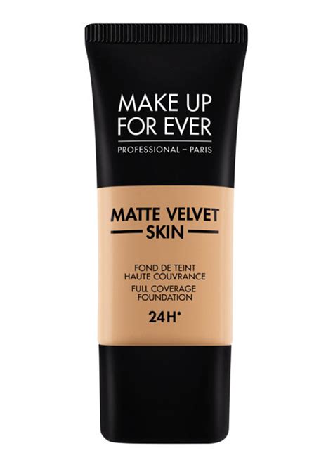 Best Matte Foundation Dry Skin Types Will Want To Buy Again And Again