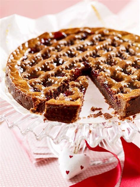 Check spelling or type a new query. Linzertorte | Rezept | Kuchen und torten, Kuchen, Linzertorte