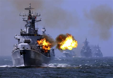 The Chinese Military Challenged A Us Warship In The South China Sea