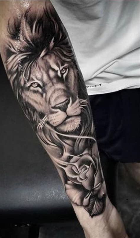 Egal ob, comic tattoos, realistic tattoos, black & grey oder fineline, den löwen gibt es in den verschiedensten varianten! Neuer Löwe - Tiger & Löwen Tattoo | Tatuagem no antebraço ...