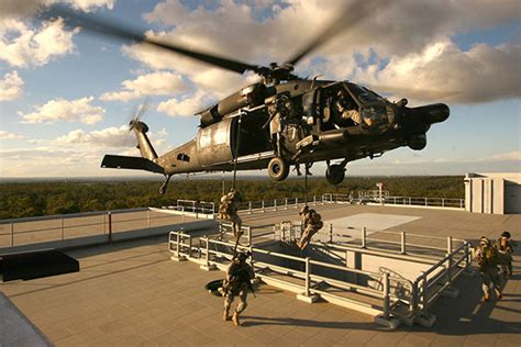 What is the fastest speed a private helicopter can fly? MH-60 Black Hawk Helicopters