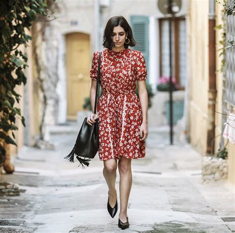 What Floral Dress Styles To Wear This Tropical Summer