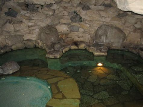 The Playboy Mansion Grotto With Images Grotto Pool Pool Designs