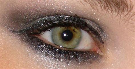 Maybe you would like to learn more about one of these? Mascara Colorato Occhi Verdi : Solo Su Bellezza By Excite IT
