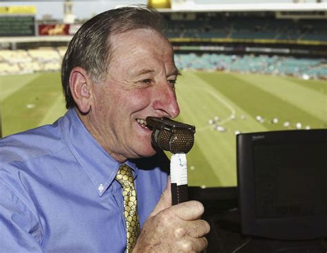 Gary lineker has come under fire from his bbc colleague, star cricket commentator jonathan agnew, for his frequent outbursts against brexit. Two Minutes Sport: 5 Best Cricket Commentators Currently ...