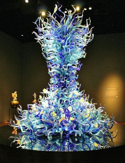 Dale Chihuly Biography Sculpture In 2020 Chihuly Glass Art Sculpture