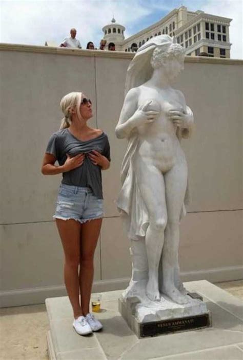 Statues Caught Having Fun With People KLYKER COM