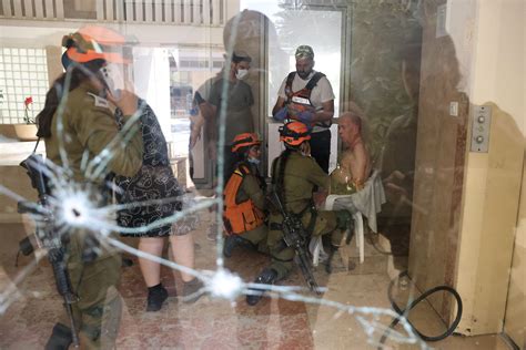 Breaking Hamas Says It Has Captured Israeli Soldiers
