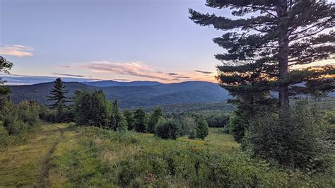 5 Reasons To Try A Vermont Walking Tour