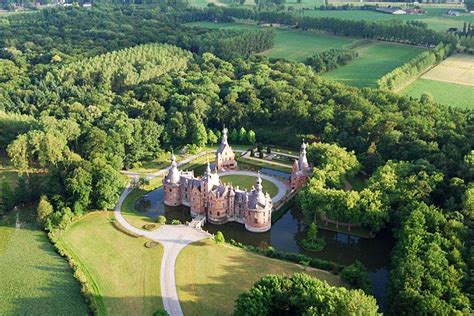 Bijdraagt of bijgedragen hebt aan de belgische sociale zekerheid Is dit het mooiste kasteel van België?