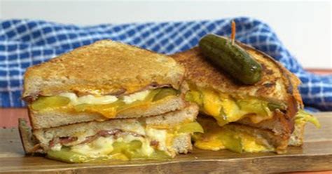 Elevate your grilled cheese game with bacon, buffalo mozzarella and caramelized onion. This Dill Pickle Bacon Grilled Cheese Sandwich Is Your ...