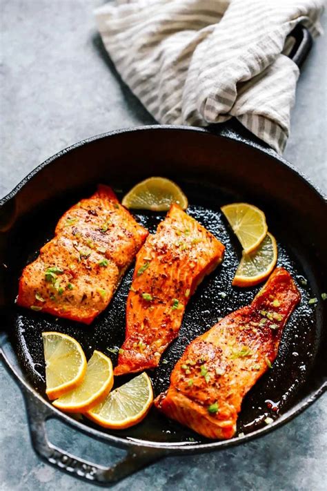 Easy Broiled Salmon Quick And Delicious Primavera Kitchen