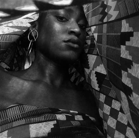 Being Confident Is The Hidden Spice To Great Photos African Beauty Great Photos Black And White