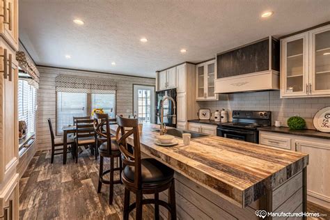 Vision The Southern Farmhouse 41VIS28483AH by Southern Homes