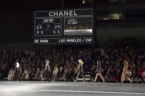 Chanel Lures Stars With Cruise Fashion Show In Los Angeles Wtop News