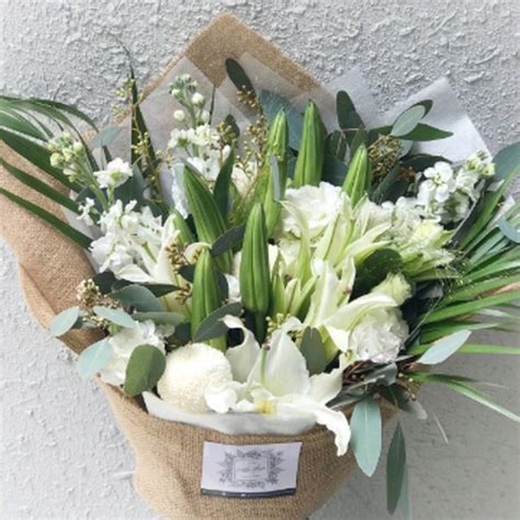 Buy White Lilies Bouquet In Singapore Petite Fleur