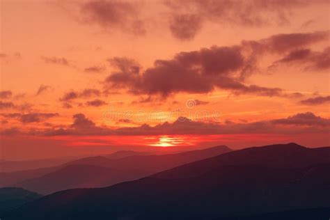 Amazing Mountain Sunset Stock Photo Image Of Light 112711084
