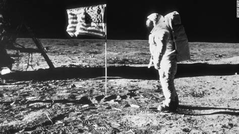 First Man On Moon Gives Rare Interview To Australian Accountant Cnn