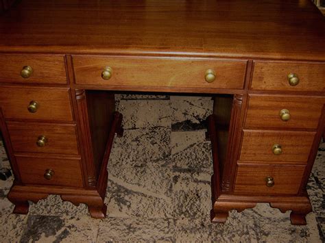 Not only bedroom sets mahogany, you could also find another pics such as black bedroom sets, luxury bedroom sets, light blue bedroom sets, honey walnut bedroom sets, cobalt blue bedroom sets, ash bedroom sets, gray oak bedroom sets, redwood bedroom sets, pearl. Funk & Gruven A-Z: MAHOGANY DESK BY KLING FURNITURE