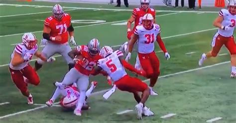 Nebraskas Cam Taylor Britt Ejected For B1gs First Targeting Call Of 2020