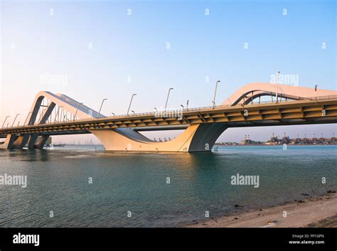 Sheikh Zayed Bridge Abu Dhabi United Arab Emirates Stock Photo Alamy