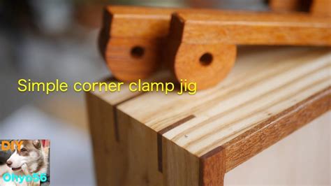 These corner clamps or extremely simple to make and even more easy to use. Simple corner clamp jig | Jig, Clamp, Simple