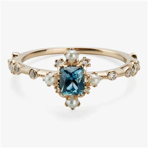 Debebians pavé diamond aquamarine engagement ring. Kataoka Aquamarine Center Ring Diamonds, Pearls & Yellow Gold | Wedding rings vintage, Vintage ...