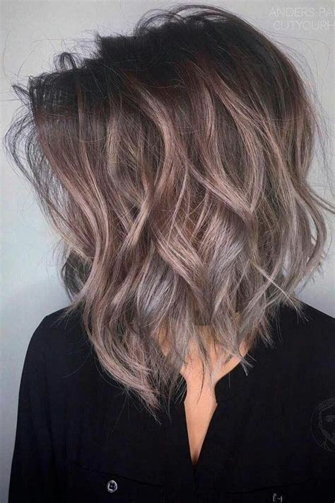10 Trendy Medium Hairstyles And Top Color Designs 2020
