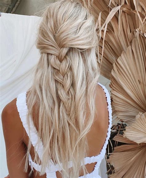 42 Cute And Easy Summer Hairstyles For 2022 Undone French Braid Half