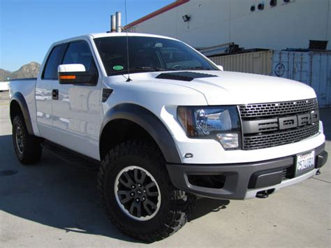 2010 To 2015 Ford F 150 Svt Raptor With 62 Liter Engine Gets Serious