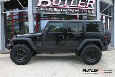 Jeep Wrangler With 17in Method Racing Nv Wheels Exclusively From Butler