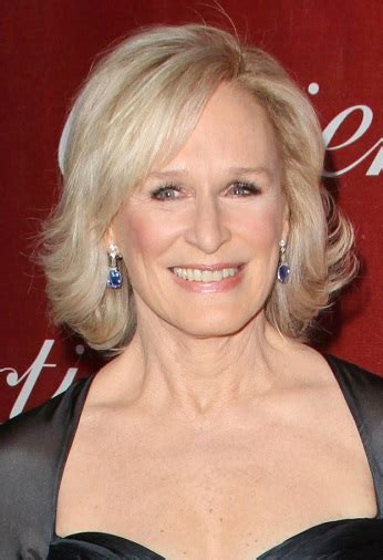 Glenn Close Hairstyles 22 Great Styles For Gray Hair Haircuts