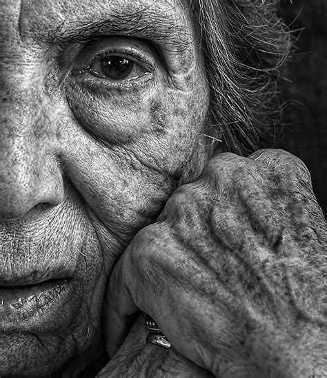Tony Luciani Creates Rehabilitative Portraits Of His Elderly Mother