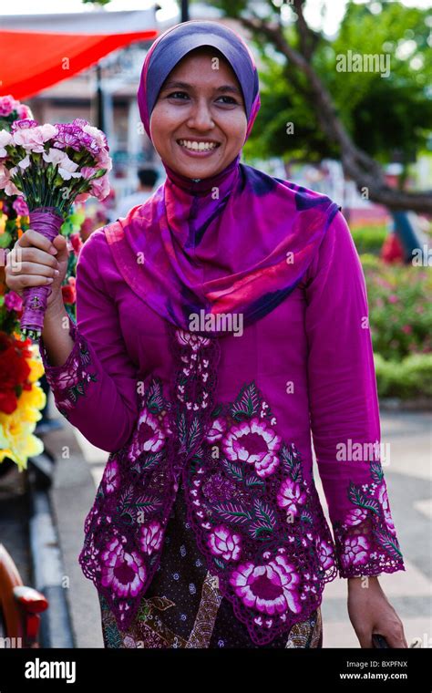 Traditional Dress Of Malaysia