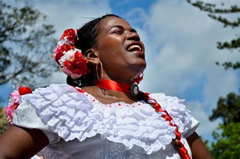 Afro Costa Ricans Woman With Images Costa Rica Costa Rican