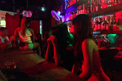 Khmer Bar Girls