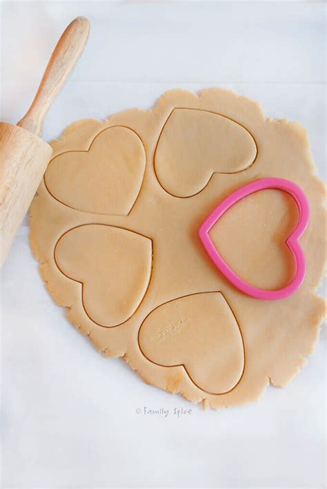 Hands Down This Is The Best Sugar Cookie Recipe The Cookies Keep Their Shape When Baked In