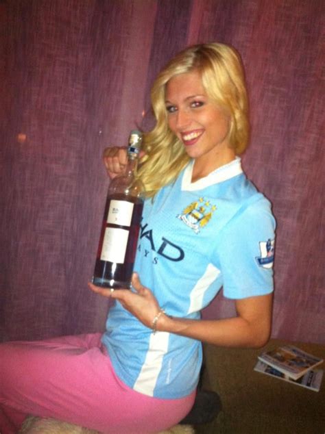 Female Man City Fan Mcfc Manchester City Soccer Girl Football Fans