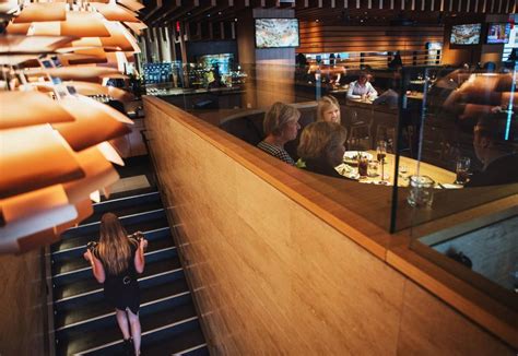 With valuable elements found in abundance, there are many advantages of tuna has about 119 calories per 100 gm of weight. Review: See the chef, the room and the food at Cactus Club ...