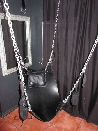Leather Swing In Bed Bondage Suite Picture Of Rooftop Resort