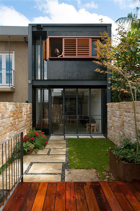 Beautiful Terrace House In Australia With Black And Wood Exterior