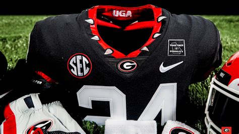 Georgia Bulldogs Reveal New Nike Uniforms For 2020 Season